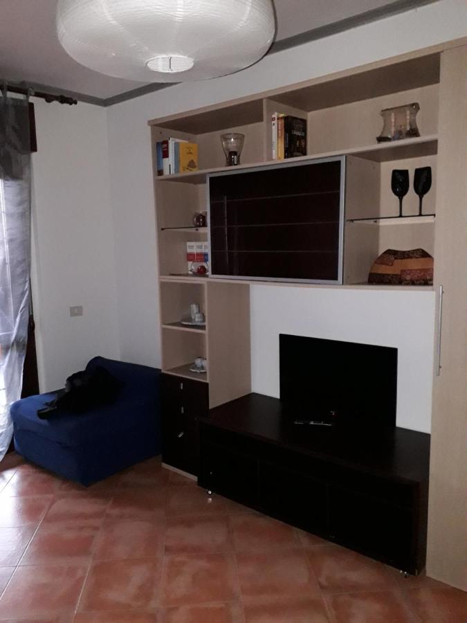 Il Brindisi Di C & C Giardino Di Apartamento *