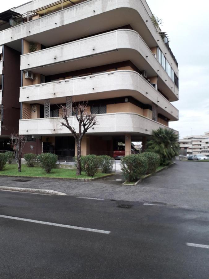 Il Brindisi Di C & C Giardino Di Apartamento *
